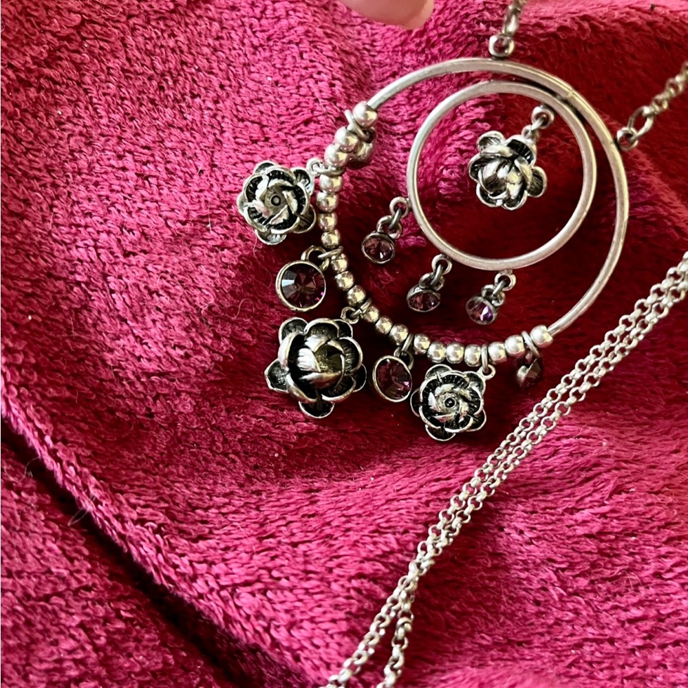 N134- NWT Pilgrim Danish Jewelry Flower Pendant Necklace 27” + 2” extender - Picture 11 of 11